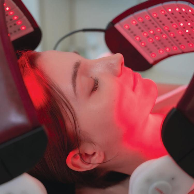 PHOTiQ LED – Advanced LED Light Therapy System